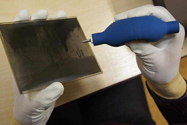 How To Digitise Glass Plate Negatives Townsweb Archiving